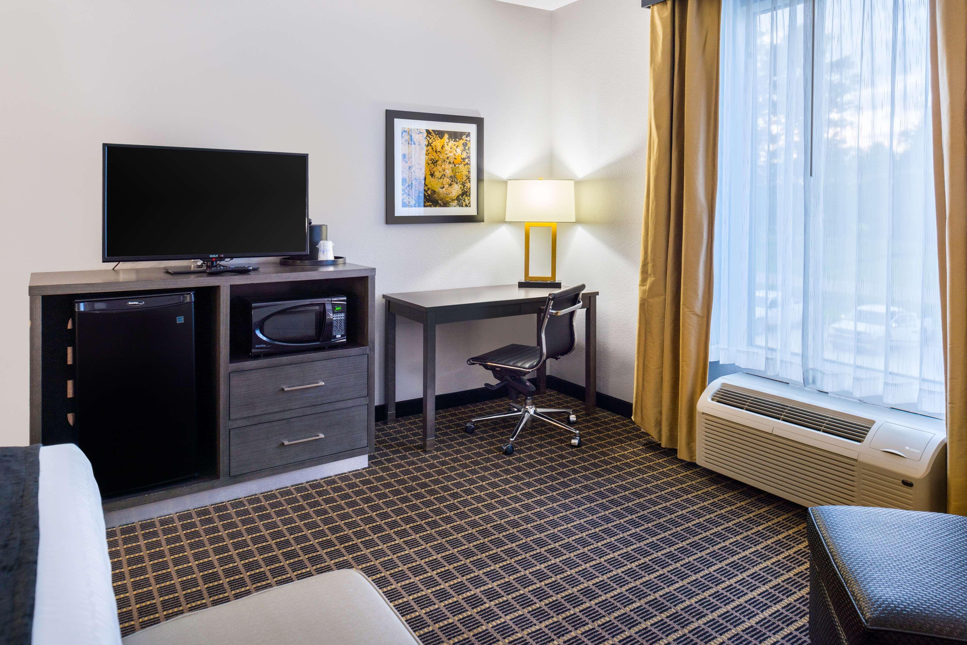 Best Western Plus Regency Park Walker Dış mekan fotoğraf