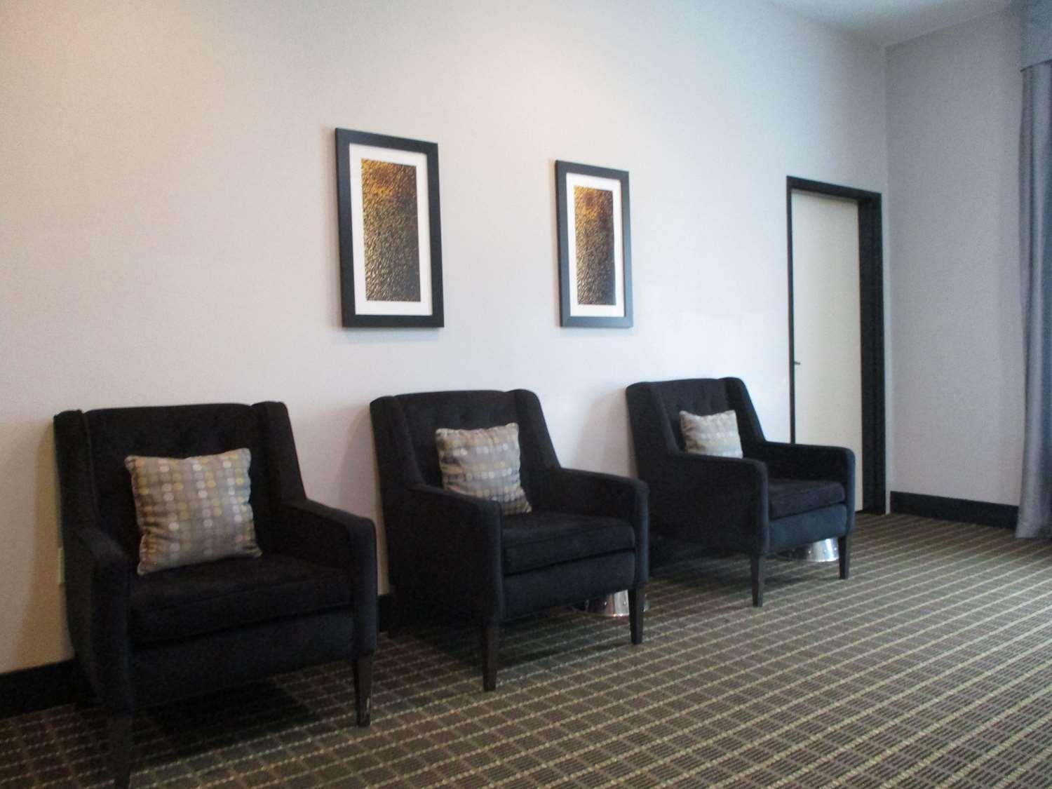 Best Western Plus Regency Park Walker Dış mekan fotoğraf