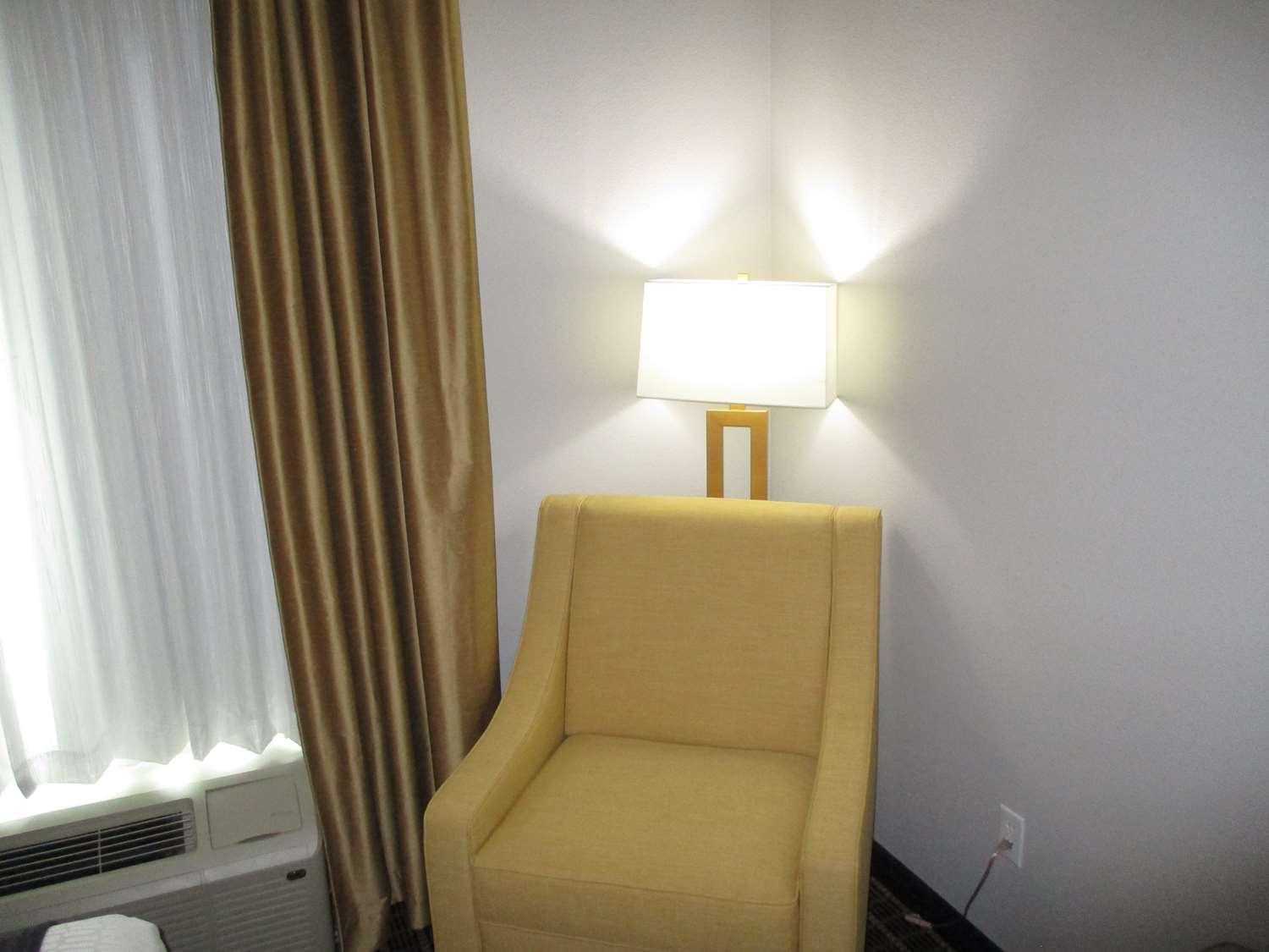 Best Western Plus Regency Park Walker Dış mekan fotoğraf