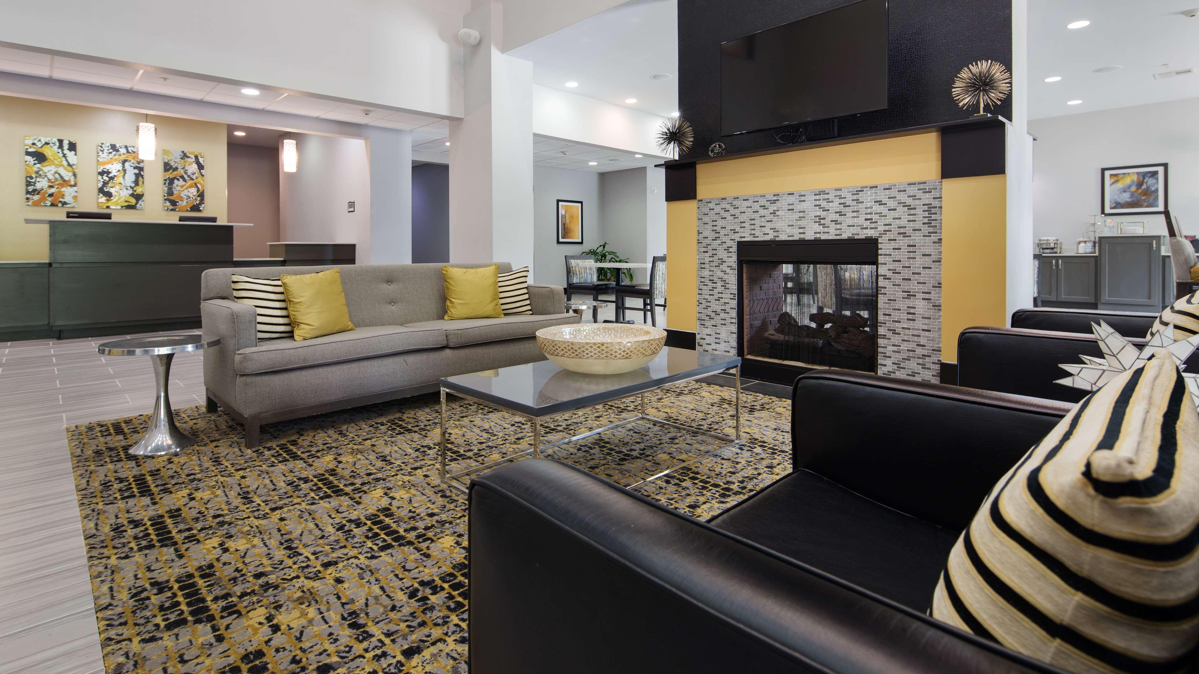 Best Western Plus Regency Park Walker Dış mekan fotoğraf